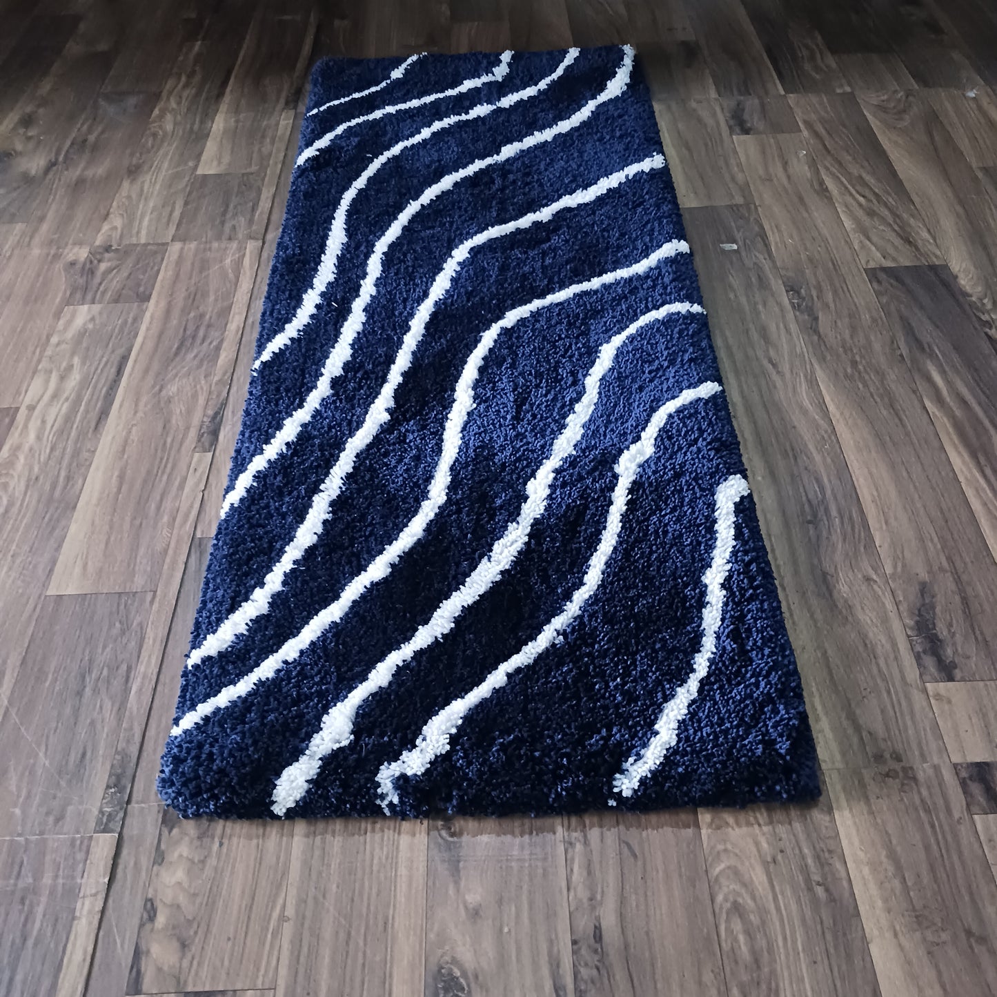 Handloom Shaggy Navy Carpet With White Wave Design /Bedside Runners by Avioni Home