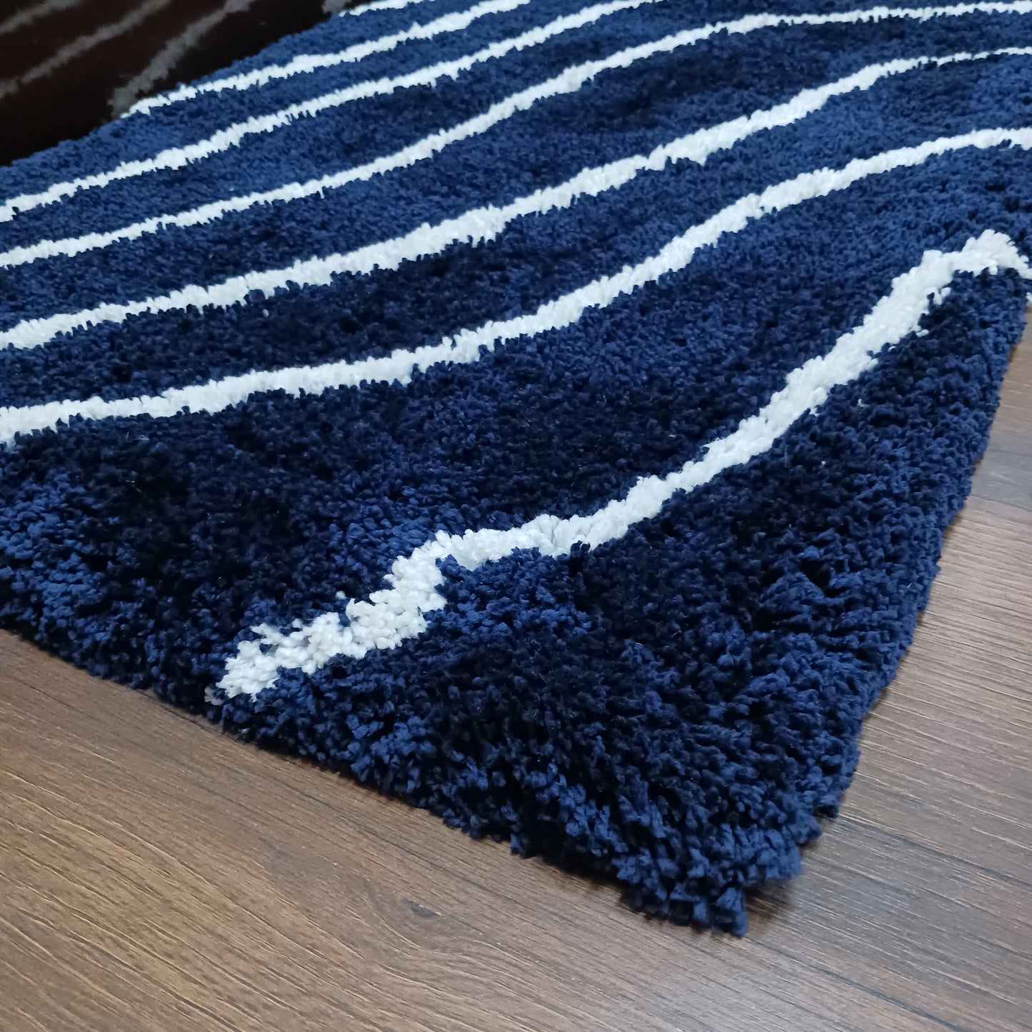 Handloom Shaggy Navy Carpet With White Wave Design /Bedside Runners by Avioni Home