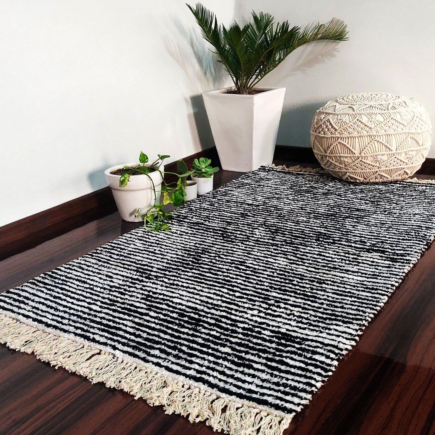 Value Deal-Avioni Carpet For Living Room Lux Collection- Modern Black And White