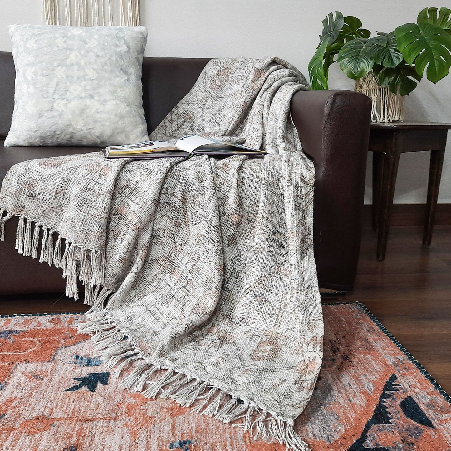 Avioni Beautiful Soft Sofa Throw | Modern Design | Virgin Premium Polyester Slub Handloom Sofa Throw