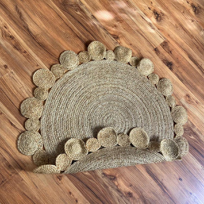 Avioni Home Eco Collection – Handwoven Braided Jute Round Carpet with Small Circle Borders