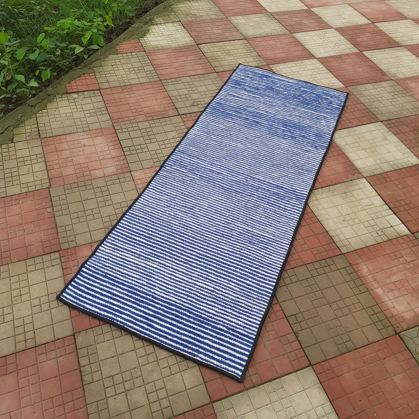 Avioni Luxury Soft Premium Chenille Stripe -Blue & White- Yoga Mat 60cm x 180cm (~2×5.5 Feet)