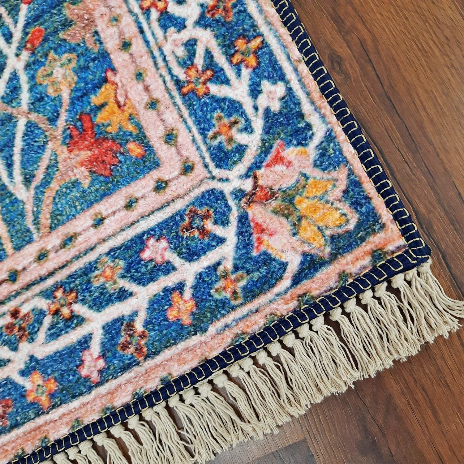 Faux Silk Carpet Traditional Beautiful Persian Design – Carpet for Living  Room – Avioni