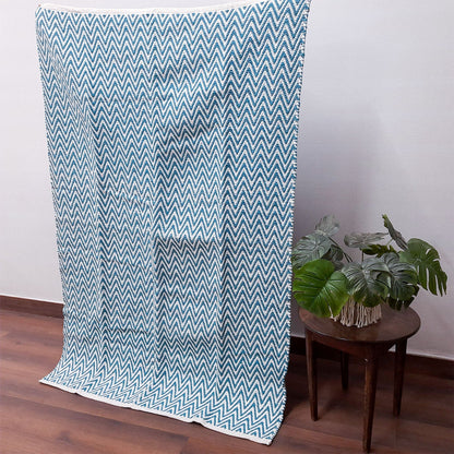 Avioni Lux Handloom Cotton Designer Durries- 120cm x 180cm (~4×6 Feet)- blue white